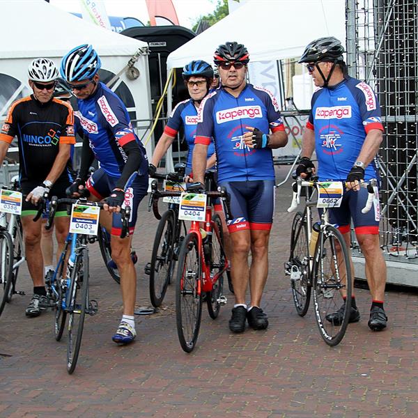 17e Pieter Weening Classic 2022 (foto's Fokke Ophuis en Youri Jager) | Wielrennen Surhuisterveen