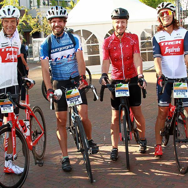 17e Pieter Weening Classic 2022 (foto's Fokke Ophuis en Youri Jager) | Wielrennen Surhuisterveen
