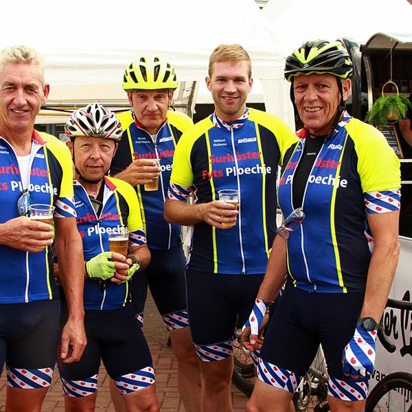 17e Pieter Weening Classic 2022 (foto's Fokke Ophuis en Youri Jager) | Wielrennen Surhuisterveen