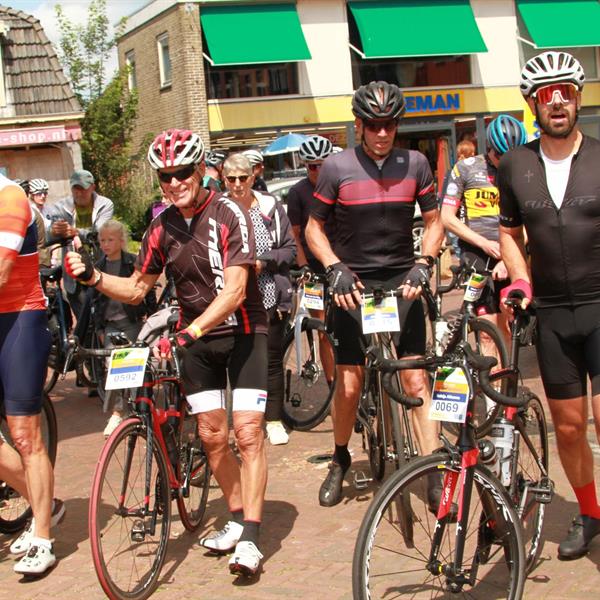 17e Pieter Weening Classic 2022 (foto's Fokke Ophuis en Youri Jager) | Wielrennen Surhuisterveen