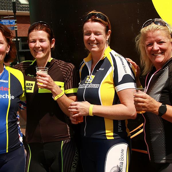 17e Pieter Weening Classic 2022 (foto's Fokke Ophuis en Youri Jager) | Wielrennen Surhuisterveen