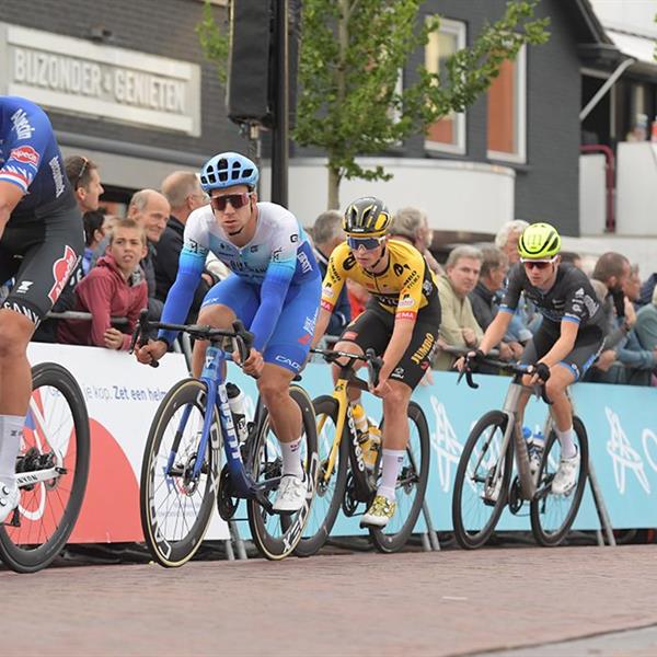 40e Profronde (Foto's Martin de Jong, www.fotopersburomartindejong.nl) | Wielrennen Surhuisterveen