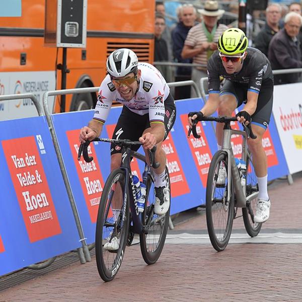 40e Profronde (Foto's Martin de Jong, www.fotopersburomartindejong.nl) | Wielrennen Surhuisterveen