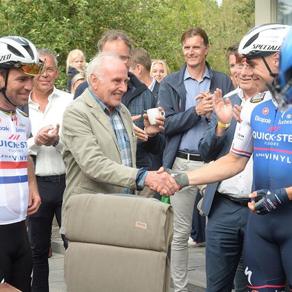 40e Profronde (Foto's Martin de Jong, www.fotopersburomartindejong.nl) | Wielrennen Surhuisterveen