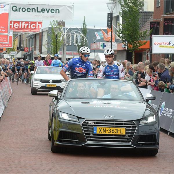 40e Profronde (Foto's Martin de Jong, www.fotopersburomartindejong.nl) | Wielrennen Surhuisterveen