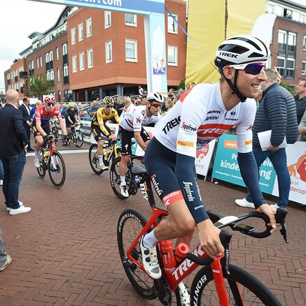 40e Profronde (Foto's Martin de Jong, www.fotopersburomartindejong.nl) | Wielrennen Surhuisterveen