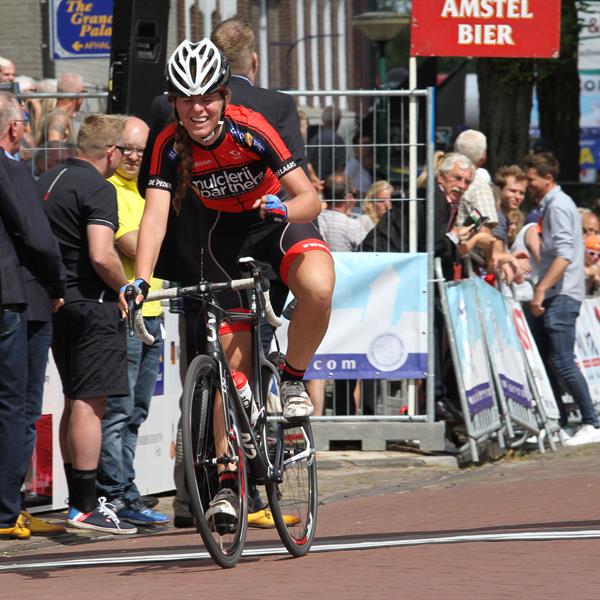 35e Profronde Surhuisterveen 2016 Dames | Wielrennen Surhuisterveen