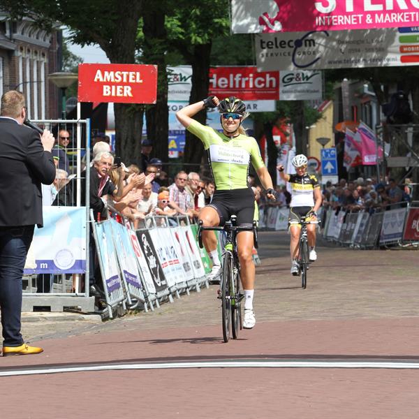 35e Profronde Surhuisterveen 2016 Dames | Wielrennen Surhuisterveen