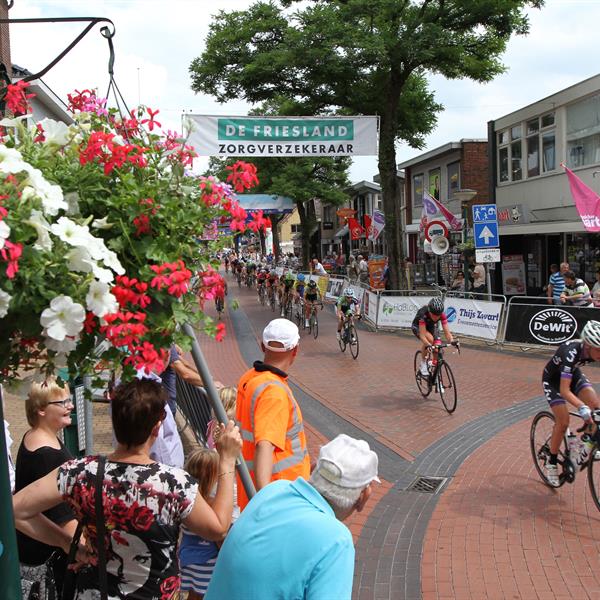 35e Profronde Surhuisterveen 2016 Dames | Wielrennen Surhuisterveen