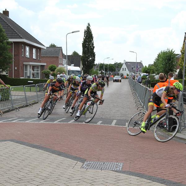 35e Profronde Surhuisterveen 2016 Dames | Wielrennen Surhuisterveen