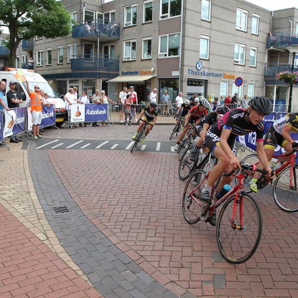 35e Profronde Surhuisterveen 2016 Dames | Wielrennen Surhuisterveen
