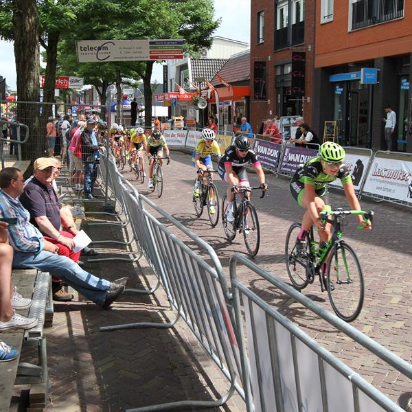 35e Profronde Surhuisterveen 2016 Dames | Wielrennen Surhuisterveen