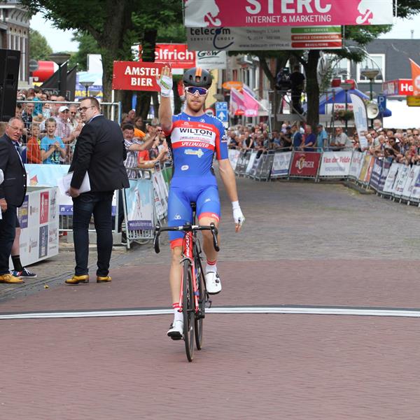 35e Profronde 2016 Elite en beloften | Wielrennen Surhuisterveen