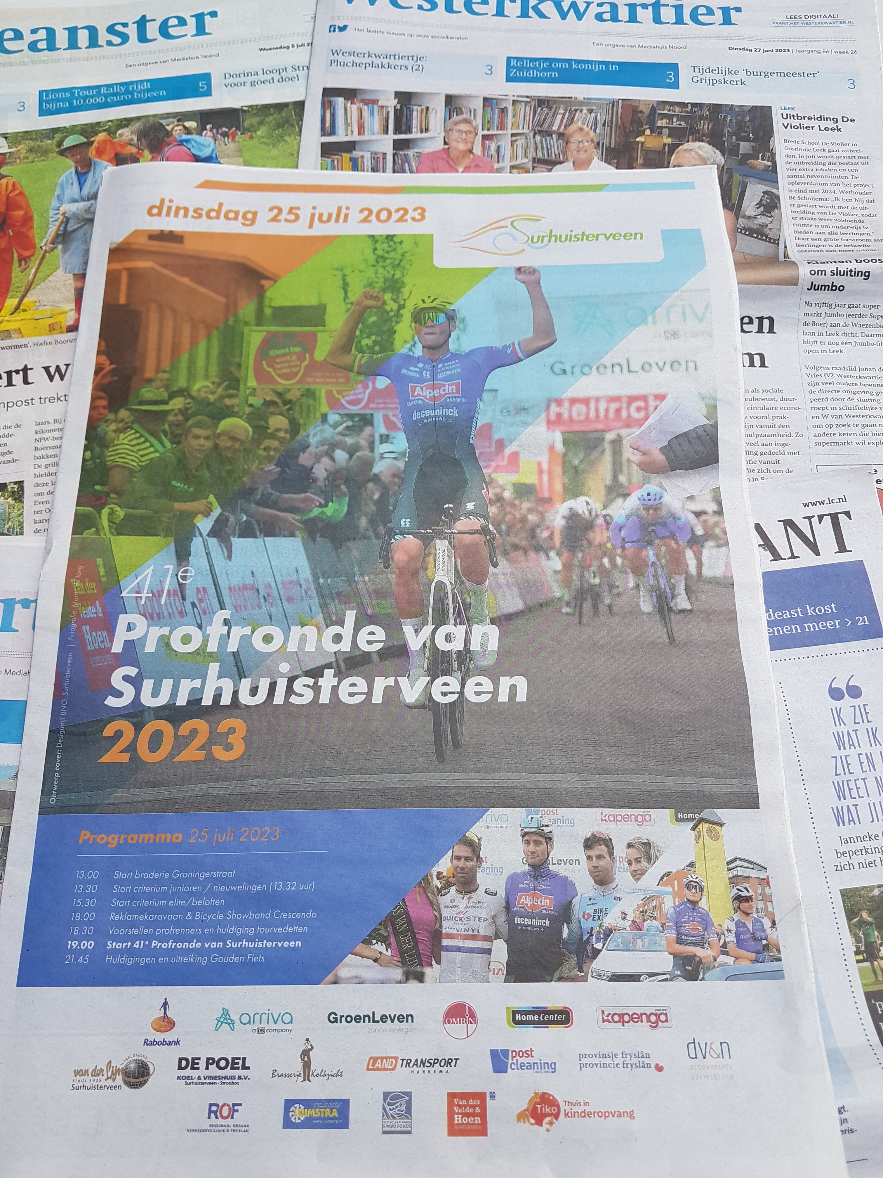 Profrondekrant Surhuisterveen 2023 verschenen
