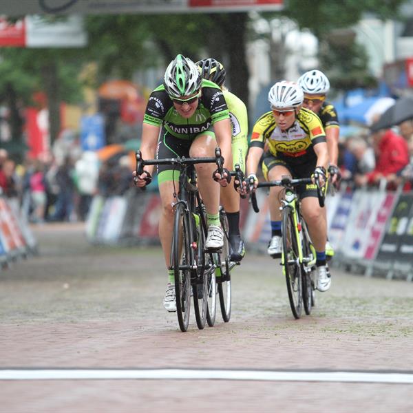 34e Profronde van Surhuisterveen 2015 Dames | Wielrennen Surhuisterveen