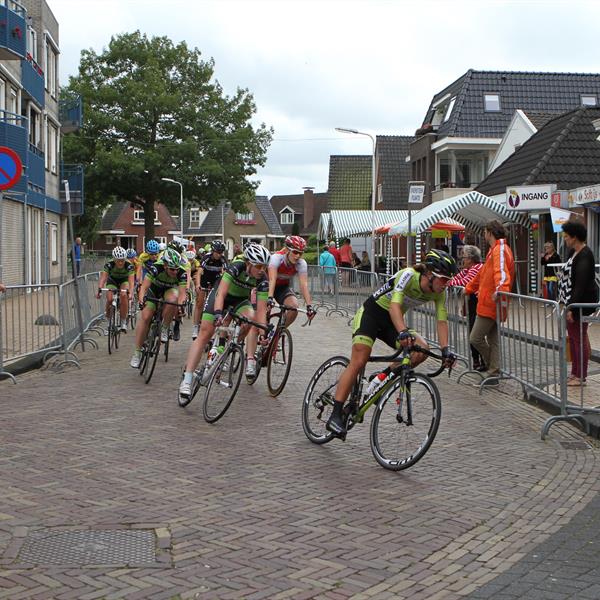 34e Profronde van Surhuisterveen 2015 Dames | Wielrennen Surhuisterveen