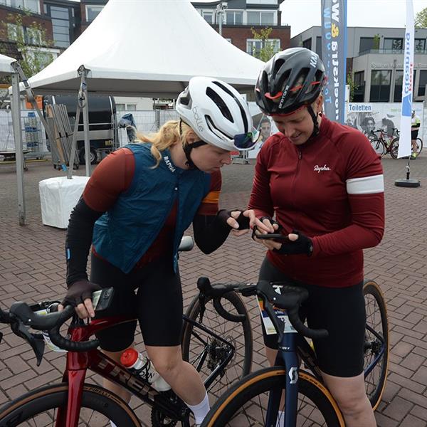 18e Pieter Weening Classic 2023 (foto's Martin de Jong, www.fotopersburomartindejong.nl) | Wielrennen Surhuisterveen