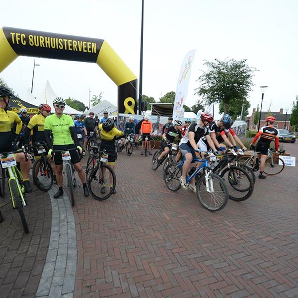 18e Pieter Weening Classic 2023 (foto's Martin de Jong, www.fotopersburomartindejong.nl) | Wielrennen Surhuisterveen