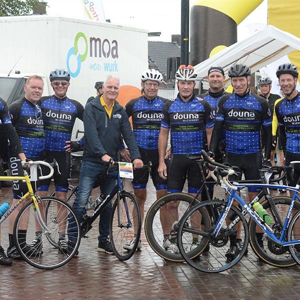 18e Pieter Weening Classic 2023 (foto's Martin de Jong, www.fotopersburomartindejong.nl) | Wielrennen Surhuisterveen