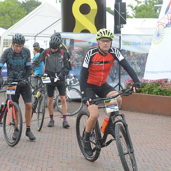 18e Pieter Weening Classic 2023 (foto's Martin de Jong, www.fotopersburomartindejong.nl) | Wielrennen Surhuisterveen
