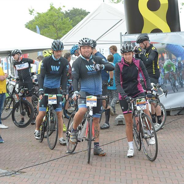 18e Pieter Weening Classic 2023 (foto's Martin de Jong, www.fotopersburomartindejong.nl) | Wielrennen Surhuisterveen