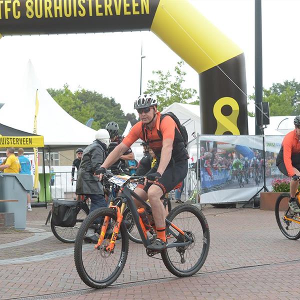18e Pieter Weening Classic 2023 (foto's Martin de Jong, www.fotopersburomartindejong.nl) | Wielrennen Surhuisterveen