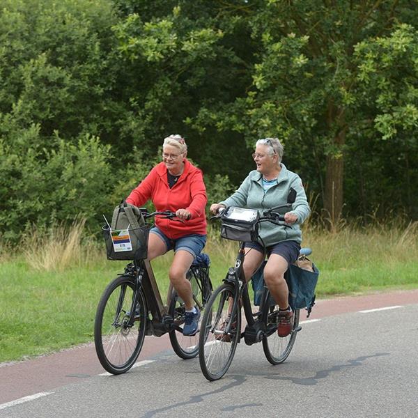 18e Pieter Weening Classic 2023 (foto's Martin de Jong, www.fotopersburomartindejong.nl) | Wielrennen Surhuisterveen