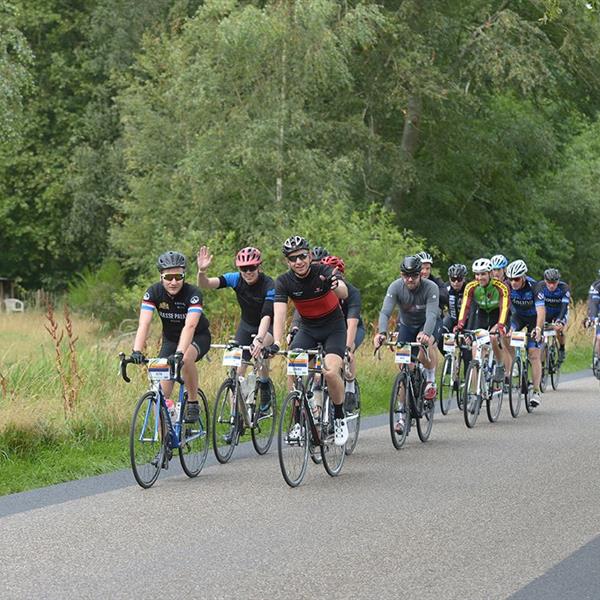 18e Pieter Weening Classic 2023 (foto's Martin de Jong, www.fotopersburomartindejong.nl) | Wielrennen Surhuisterveen