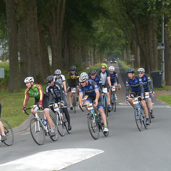 18e Pieter Weening Classic 2023 (foto's Martin de Jong, www.fotopersburomartindejong.nl) | Wielrennen Surhuisterveen