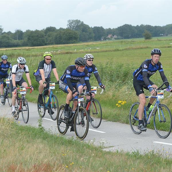 18e Pieter Weening Classic 2023 (foto's Martin de Jong, www.fotopersburomartindejong.nl) | Wielrennen Surhuisterveen