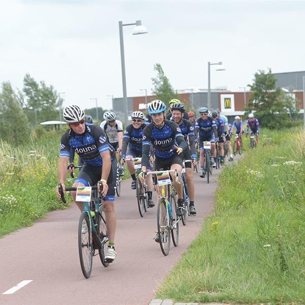 18e Pieter Weening Classic 2023 (foto's Martin de Jong, www.fotopersburomartindejong.nl) | Wielrennen Surhuisterveen