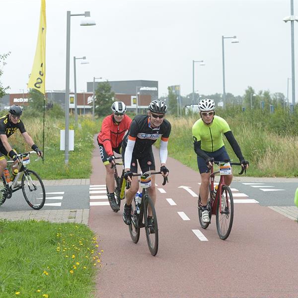18e Pieter Weening Classic 2023 (foto's Martin de Jong, www.fotopersburomartindejong.nl) | Wielrennen Surhuisterveen