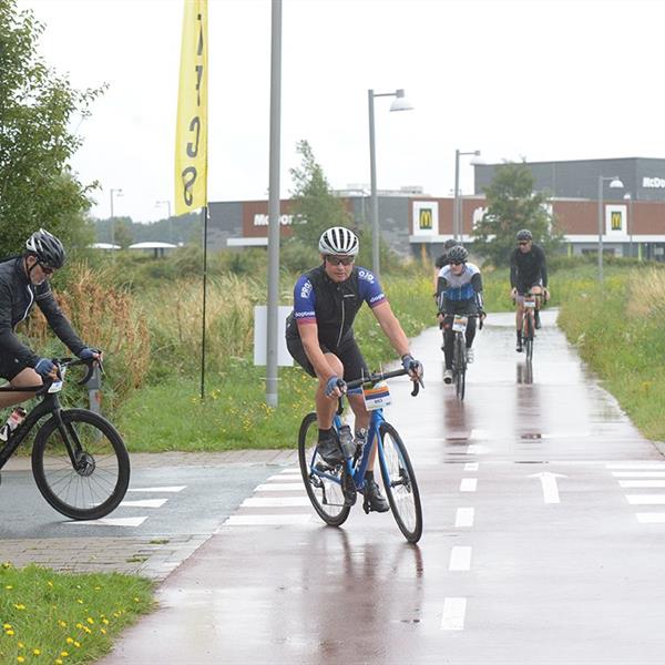 18e Pieter Weening Classic 2023 (foto's Martin de Jong, www.fotopersburomartindejong.nl) | Wielrennen Surhuisterveen