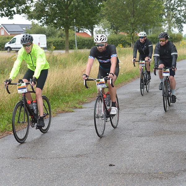 18e Pieter Weening Classic 2023 (foto's Martin de Jong, www.fotopersburomartindejong.nl) | Wielrennen Surhuisterveen