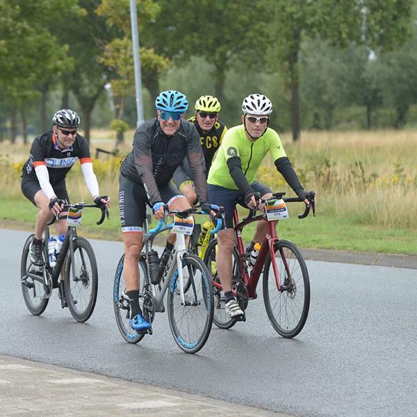 18e Pieter Weening Classic 2023 (foto's Martin de Jong, www.fotopersburomartindejong.nl) | Wielrennen Surhuisterveen