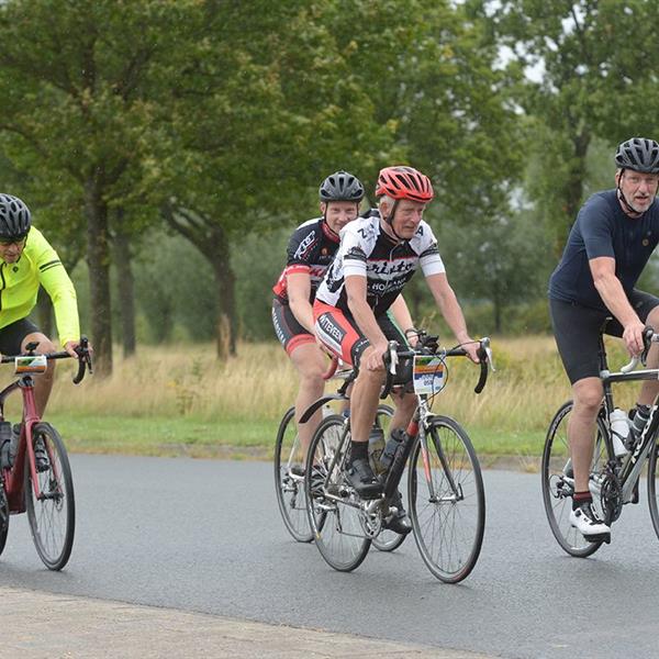 18e Pieter Weening Classic 2023 (foto's Martin de Jong, www.fotopersburomartindejong.nl) | Wielrennen Surhuisterveen