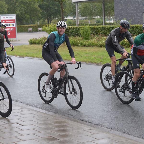18e Pieter Weening Classic 2023 (foto's Martin de Jong, www.fotopersburomartindejong.nl) | Wielrennen Surhuisterveen