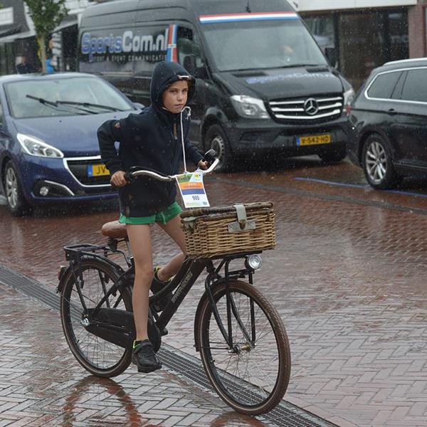 18e Pieter Weening Classic 2023 (foto's Martin de Jong, www.fotopersburomartindejong.nl) | Wielrennen Surhuisterveen