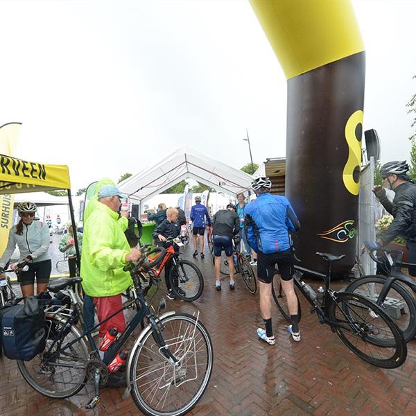 18e Pieter Weening Classic 2023 (foto's Martin de Jong, www.fotopersburomartindejong.nl) | Wielrennen Surhuisterveen