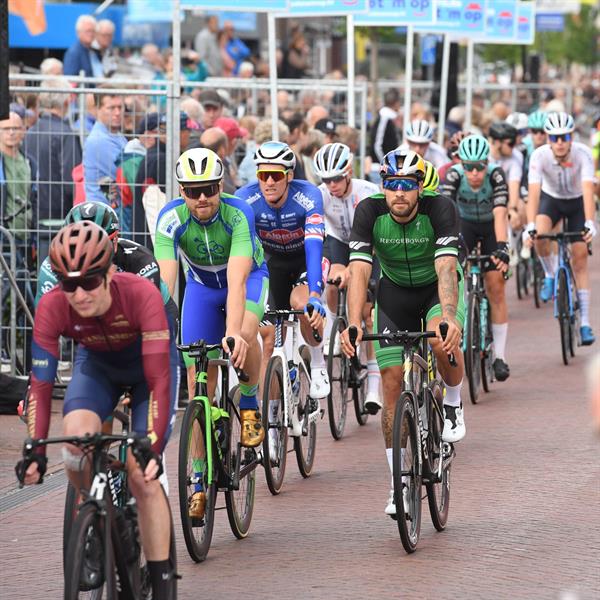 41e Profronde (Foto's Martin de Jong, www.fotopersburomartindejong.nl) | Wielrennen Surhuisterveen