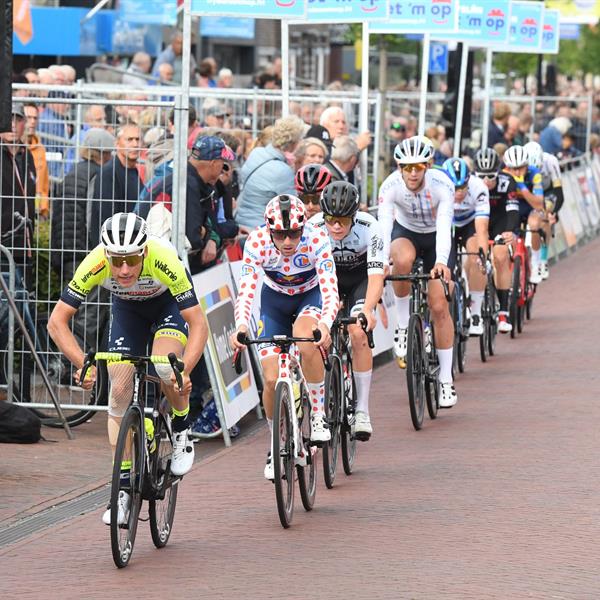 41e Profronde (Foto's Martin de Jong, www.fotopersburomartindejong.nl) | Wielrennen Surhuisterveen