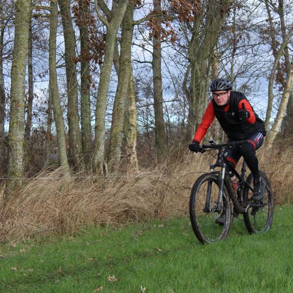 TFCS Veldtoertocht maart 2024 | Wielrennen Surhuisterveen