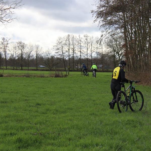 TFCS Veldtoertocht maart 2024 | Wielrennen Surhuisterveen