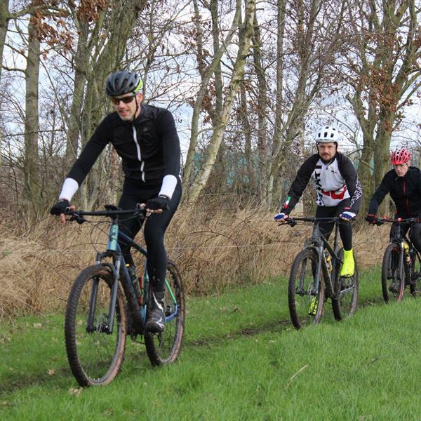 TFCS Veldtoertocht maart 2024 | Wielrennen Surhuisterveen