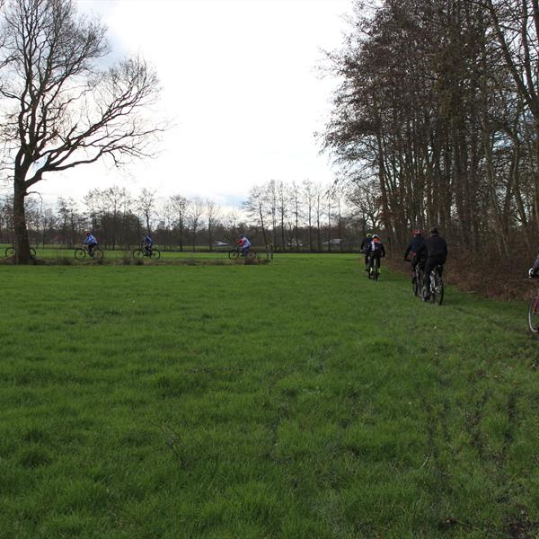 TFCS Veldtoertocht maart 2024 | Wielrennen Surhuisterveen