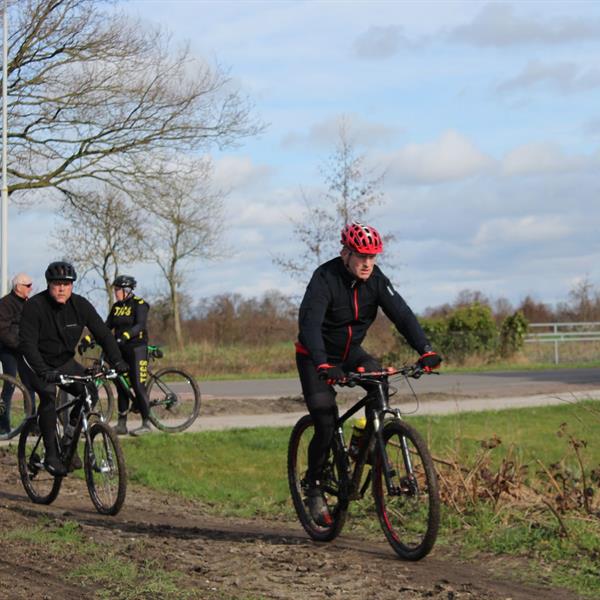 TFCS Veldtoertocht maart 2024 | Wielrennen Surhuisterveen