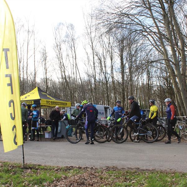 TFCS Veldtoertocht maart 2024 | Wielrennen Surhuisterveen