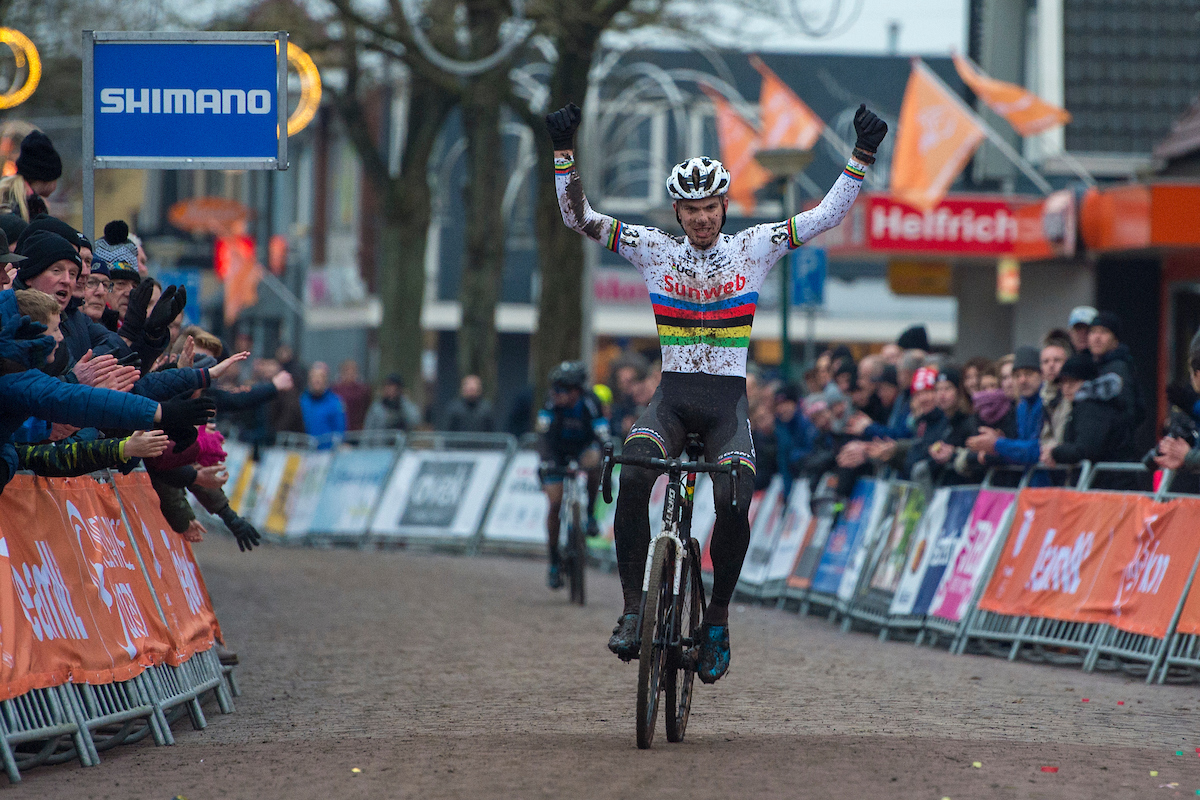 Joris Nieuwenhuis nationaal kampioen bij beloften