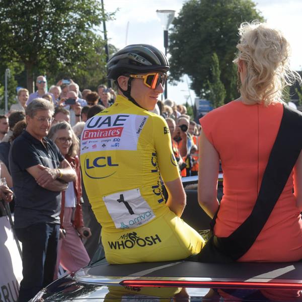 42e Profronde - Foto's Martin de Jong (www.fotopersburomartindejong.nl) | Wielrennen Surhuisterveen