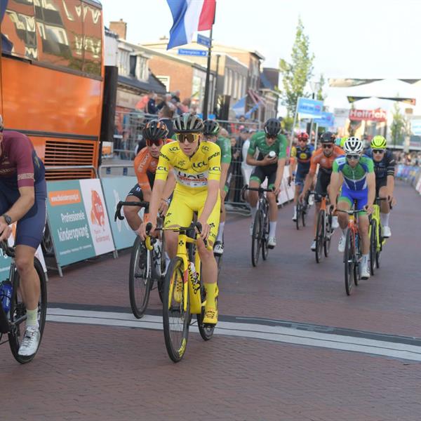 42e Profronde - Foto's Martin de Jong (www.fotopersburomartindejong.nl) | Wielrennen Surhuisterveen